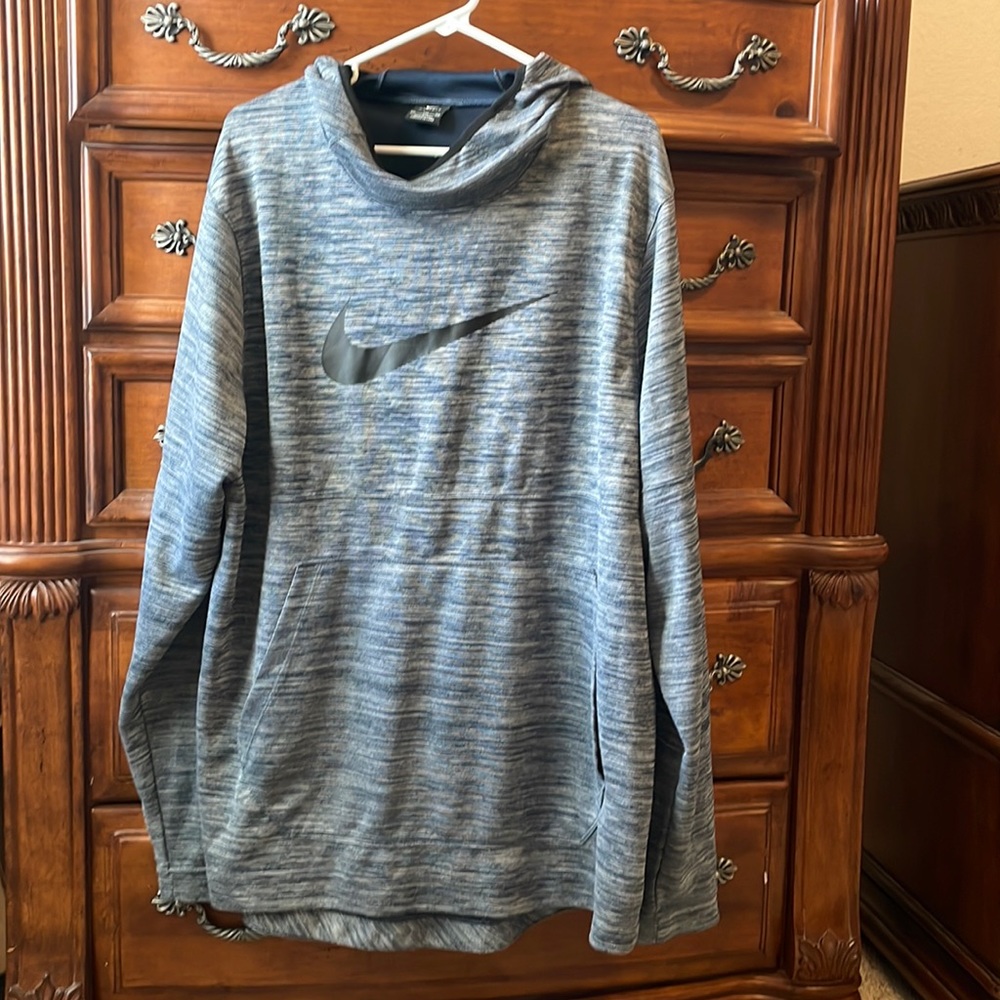 Drifit Nike hoodie. 2x. New no tags.